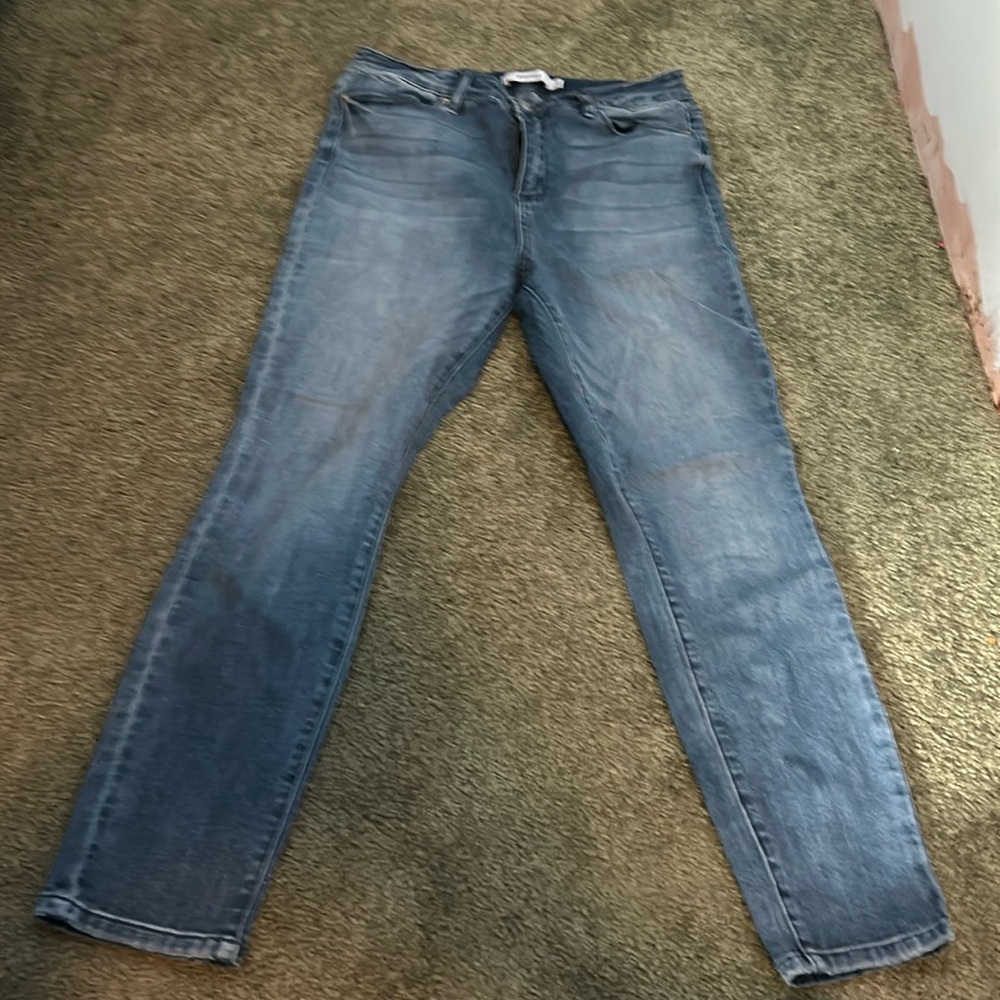 Light wash jeans size 30 JustFab
